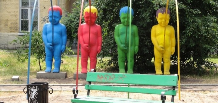 bizarre statues